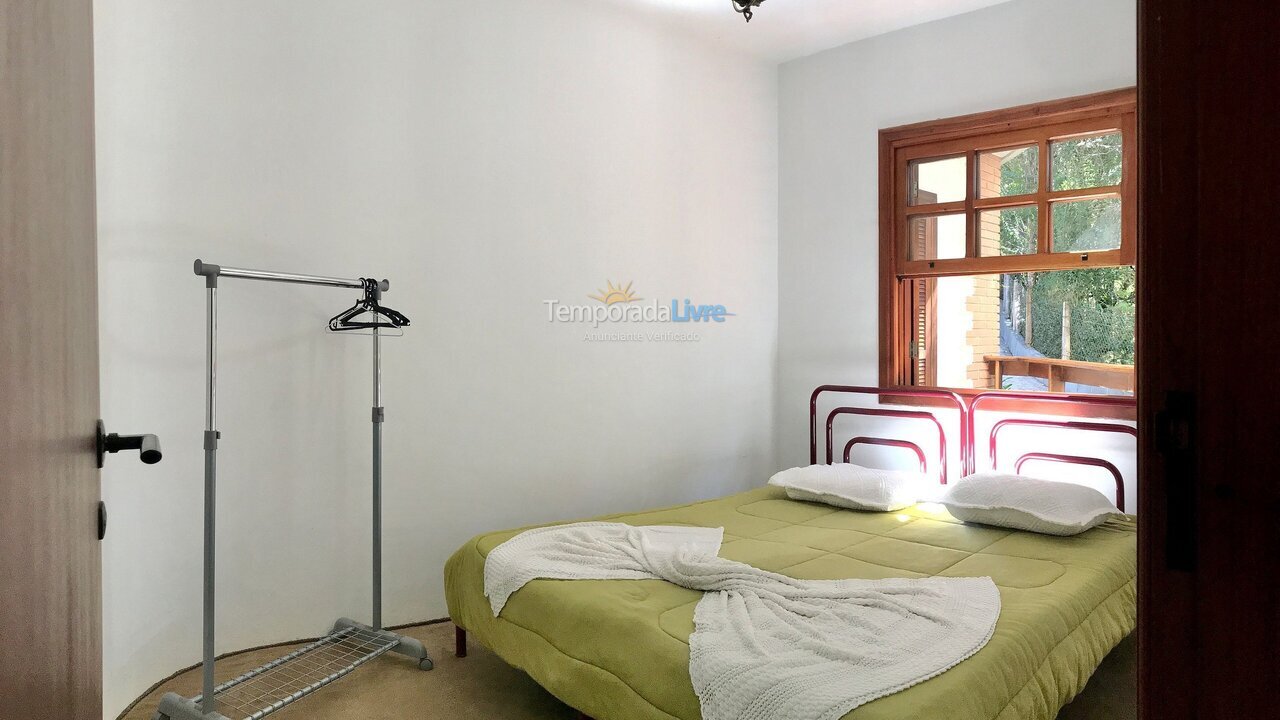 Apartment for vacation rental in Campos do Jordão (Jardim Primavera)