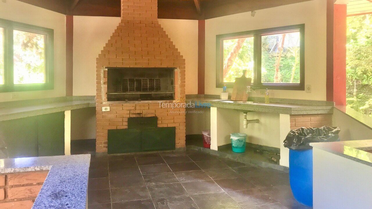 Apartment for vacation rental in Campos do Jordão (Jardim Primavera)