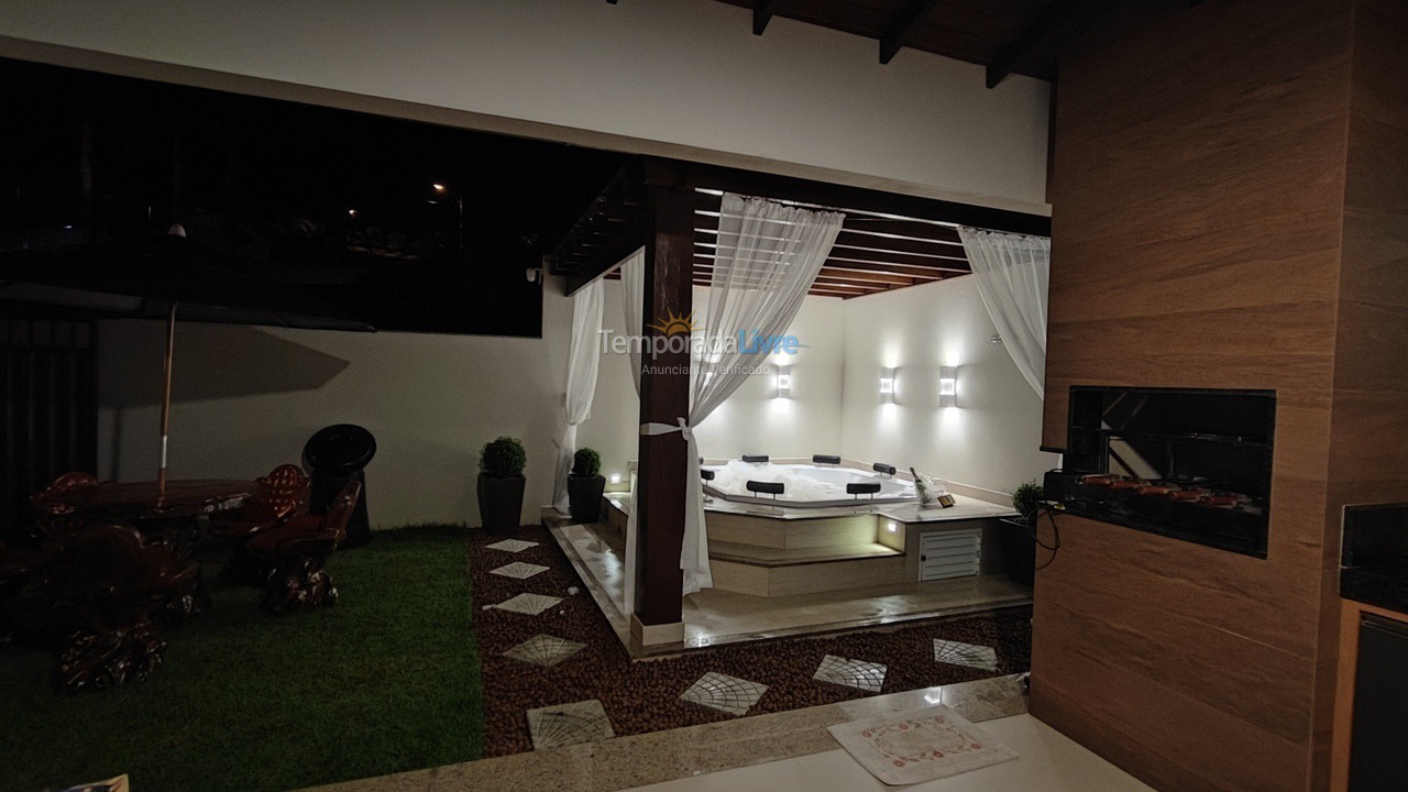 Casa para alquiler de vacaciones em Marechal Floriano (Araguaia)