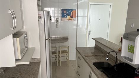 Apartamento 2 dormitórios Centro Balneário Camboriú