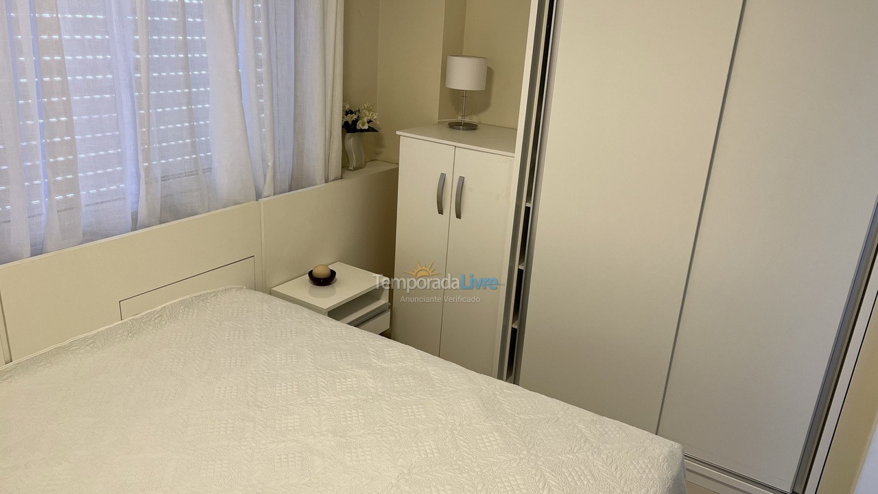 Apartamento para aluguel de temporada em Balneário Camboriú (Centro)