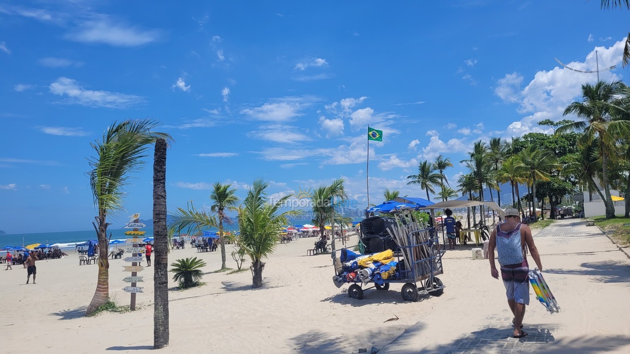 Apartamento para aluguel de temporada em Guarujá (Enseada)