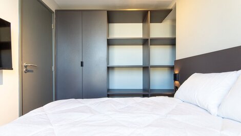 Studio Quadruplo com Jardim Tolive One Housi