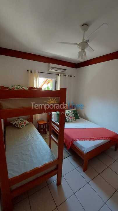 Casa para aluguel de temporada em Ubatuba (Itaguá)