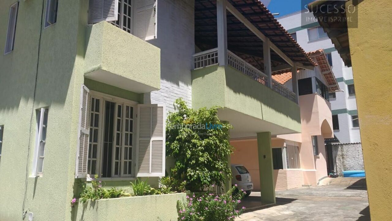 Casa para aluguel de temporada em Cabo Frio (Algodoal)