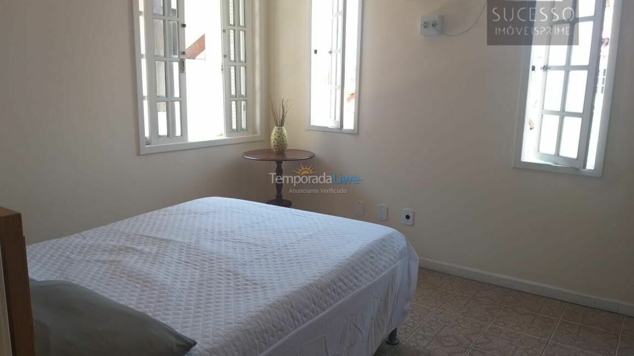 Casa para aluguel de temporada em Cabo Frio (Algodoal)