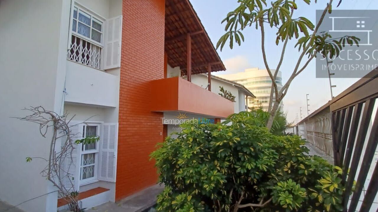 Casa para aluguel de temporada em Cabo Frio (Algodoal)
