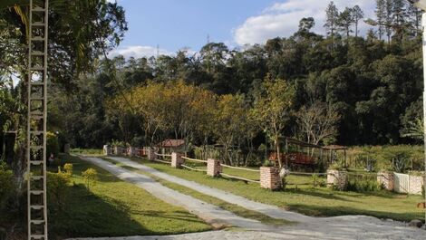 BELISSIMA SEASONAL FARM IN MAIRIPORÃ