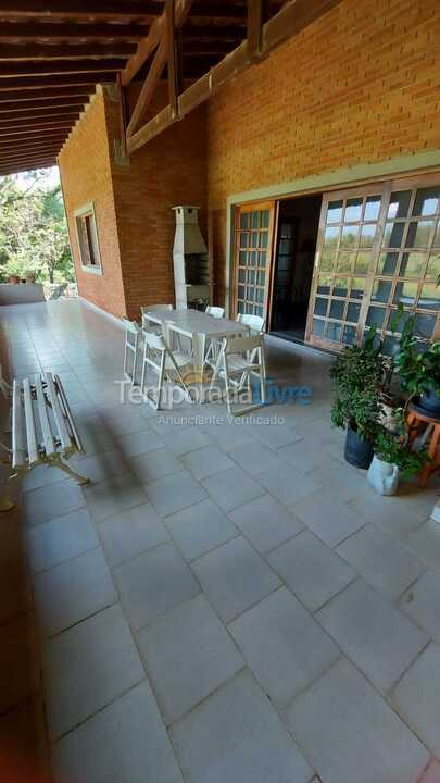 Chácara / sítio para aluguel de temporada em Pedreira (Jardim Náutico Represa)