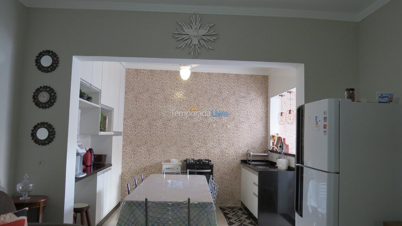 Apartamento para aluguel de temporada em Ubatuba (Praia do Tenório)