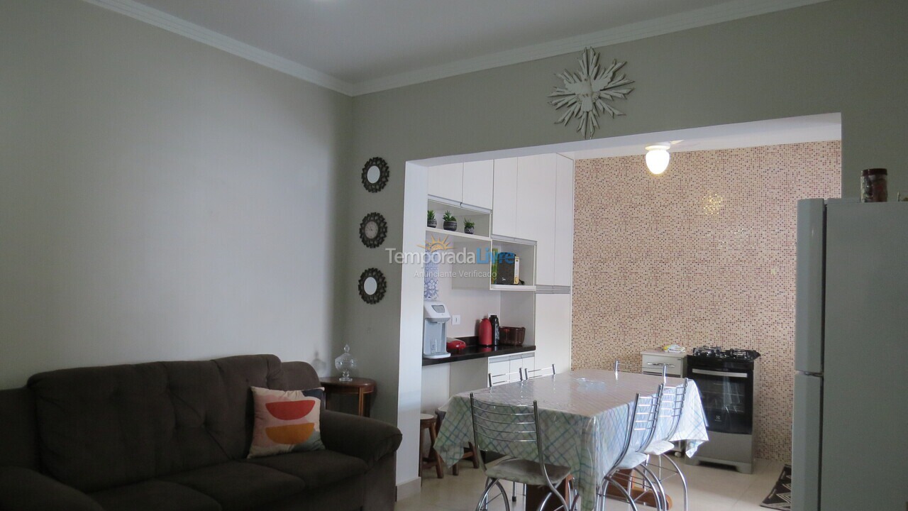 Apartamento para aluguel de temporada em Ubatuba (Praia do Tenório)