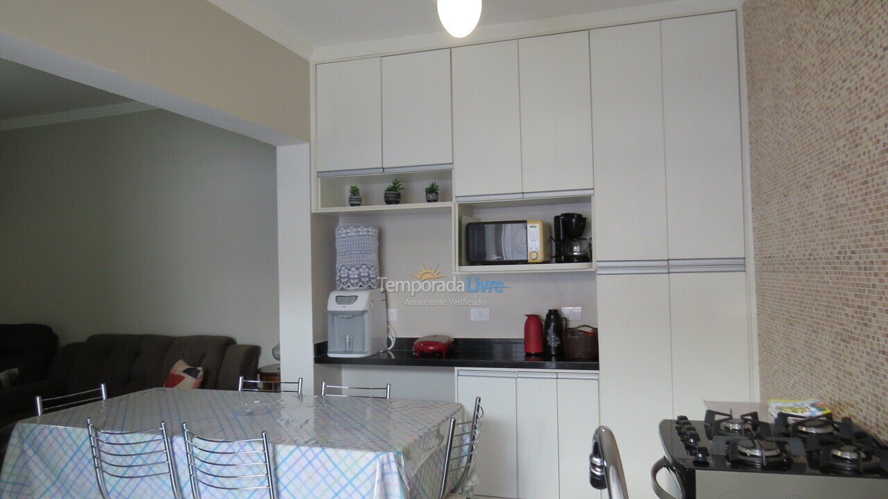 Apartamento para aluguel de temporada em Ubatuba (Praia do Tenório)