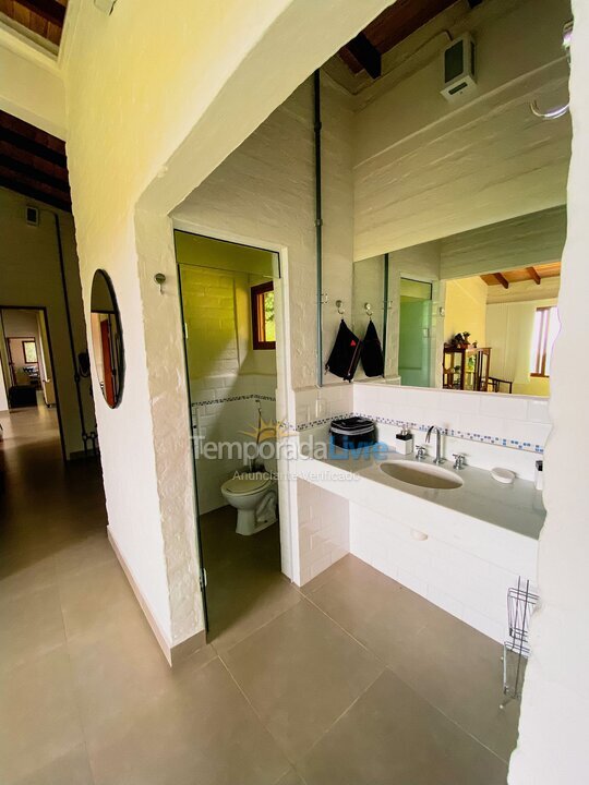 Casa para aluguel de temporada em São Sebastião (Juquehy)