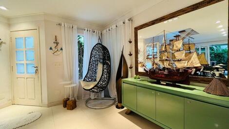 CASA MARAVILHOSA EM JUQUEHY - COND.FECHADO - SERVIÇO DE PRAIA