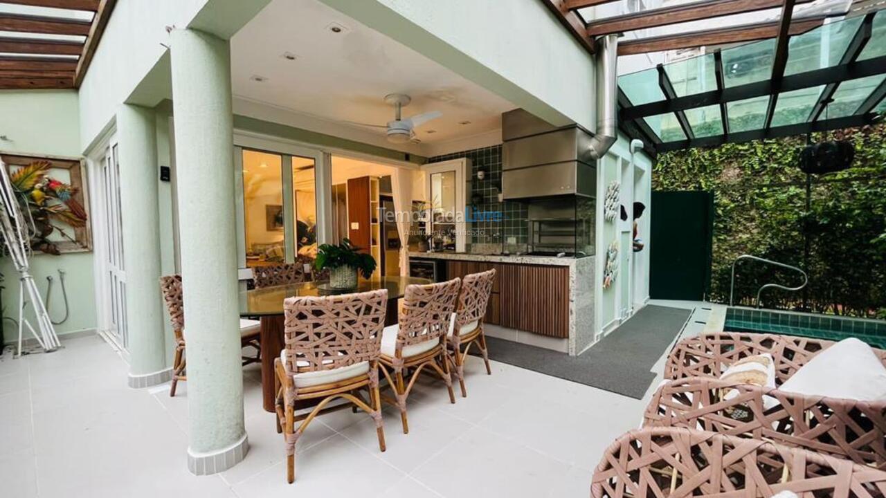 Casa para aluguel de temporada em São Sebastião (Juquehy)