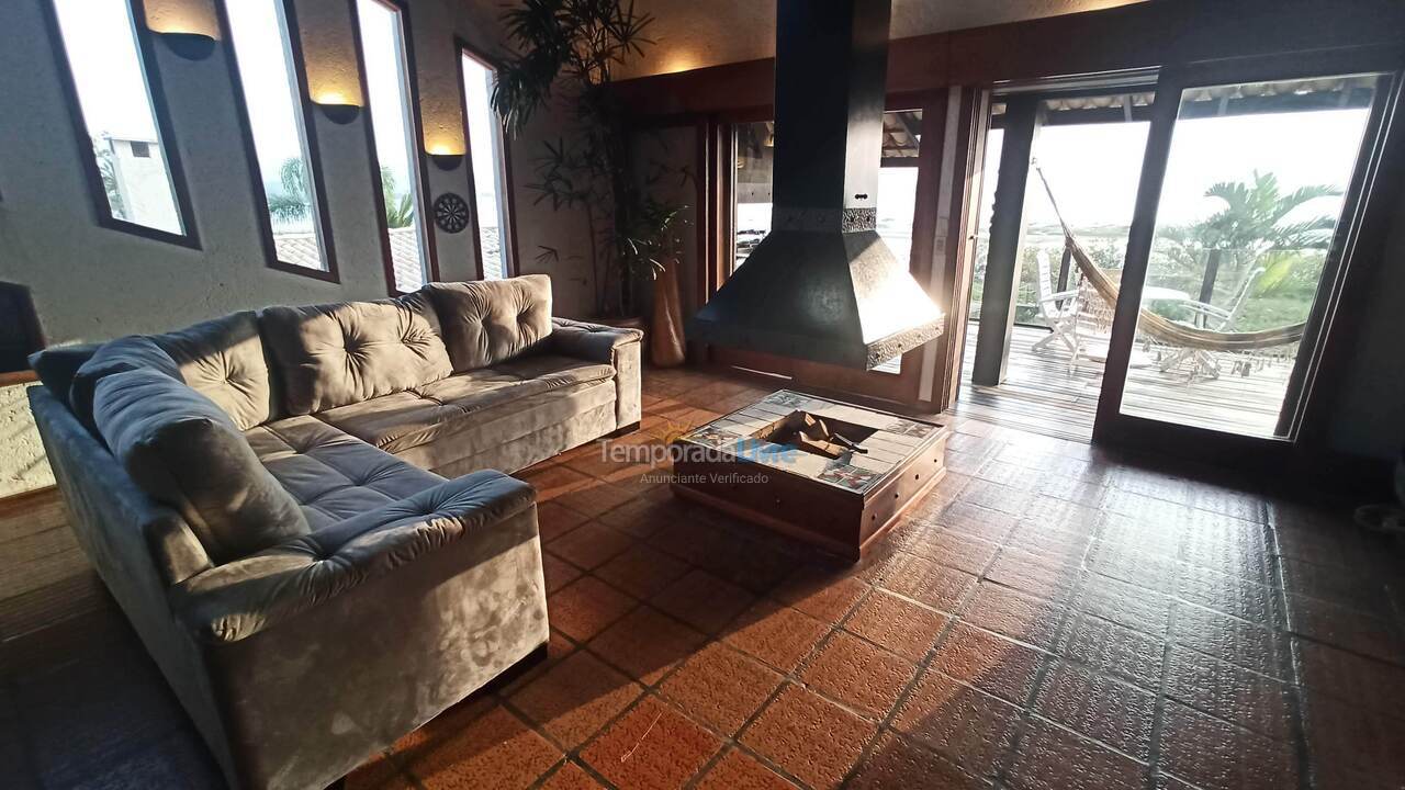 Casa para aluguel de temporada em Florianópolis (Ponta das Canas)