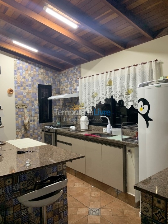 Chácara / sítio para aluguel de temporada em Joanópolis (Condomínio Porto danalis)