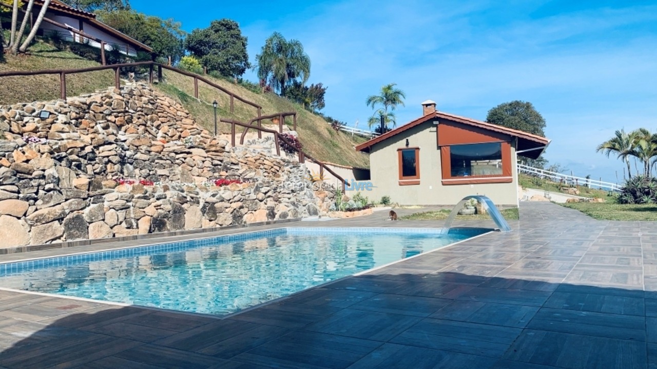 Chácara / sítio para aluguel de temporada em Joanópolis (Condomínio Porto danalis)