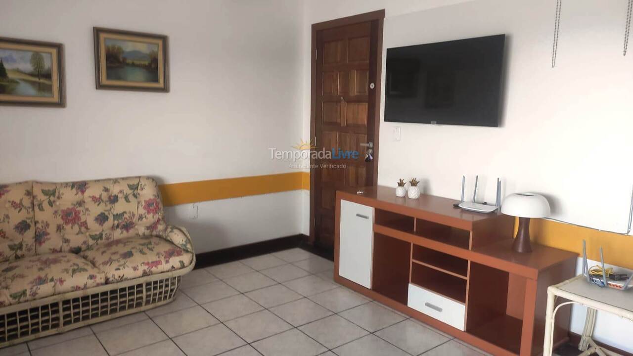 Casa para aluguel de temporada em Itapema (Meia Praia)