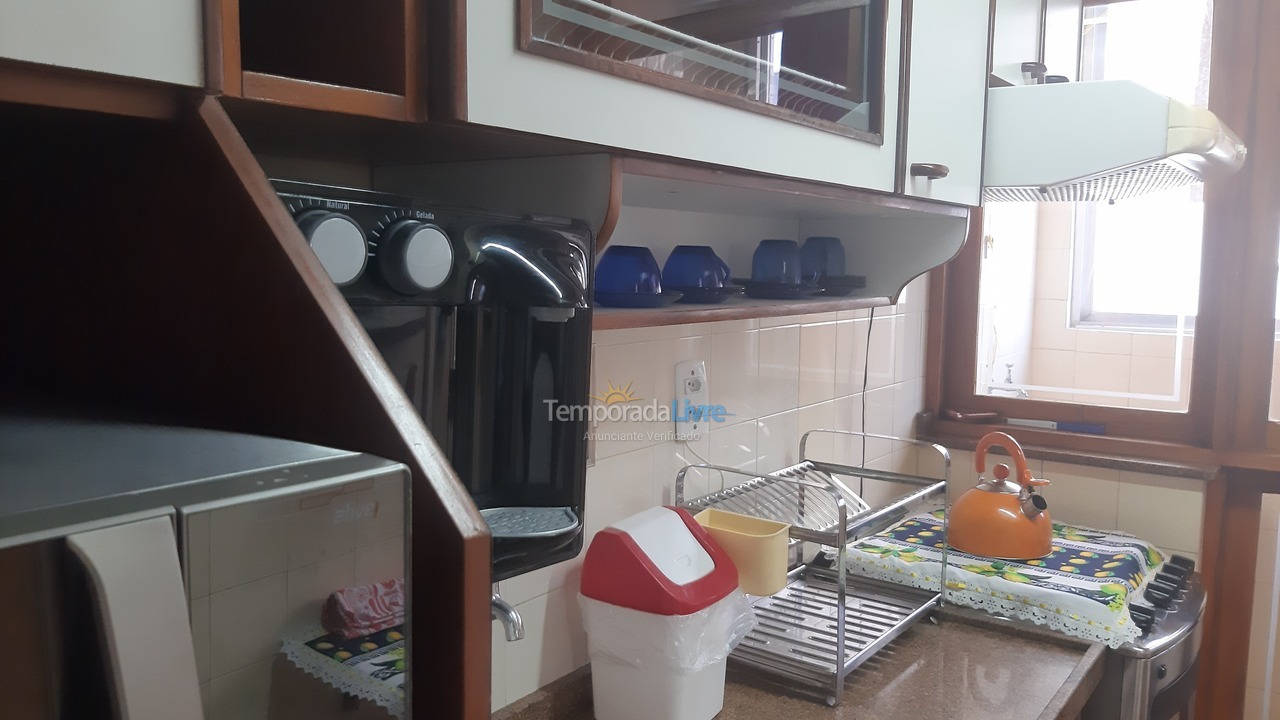 Apartamento para aluguel de temporada em Cabo Frio (Algodoal)