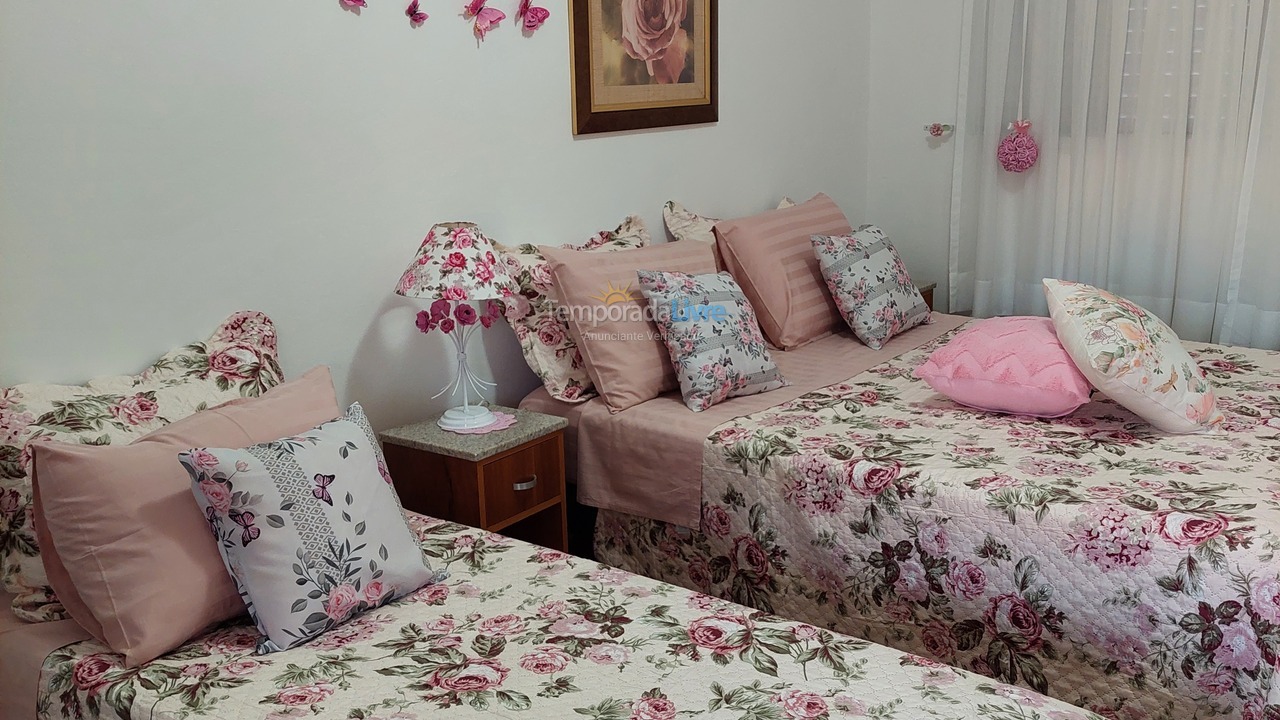 Granja para alquiler de vacaciones em águas de São Pedro (Porangaba)