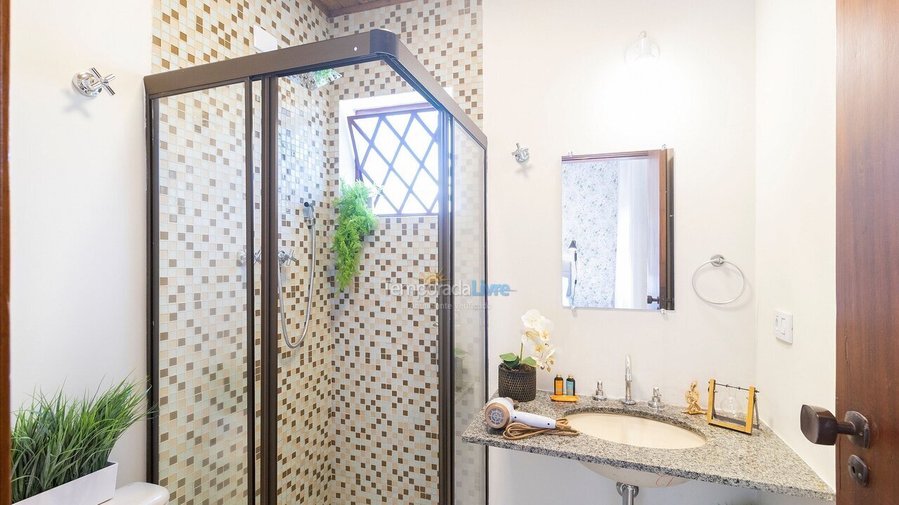 Apartamento para aluguel de temporada em Campos do Jordão (Capivari)