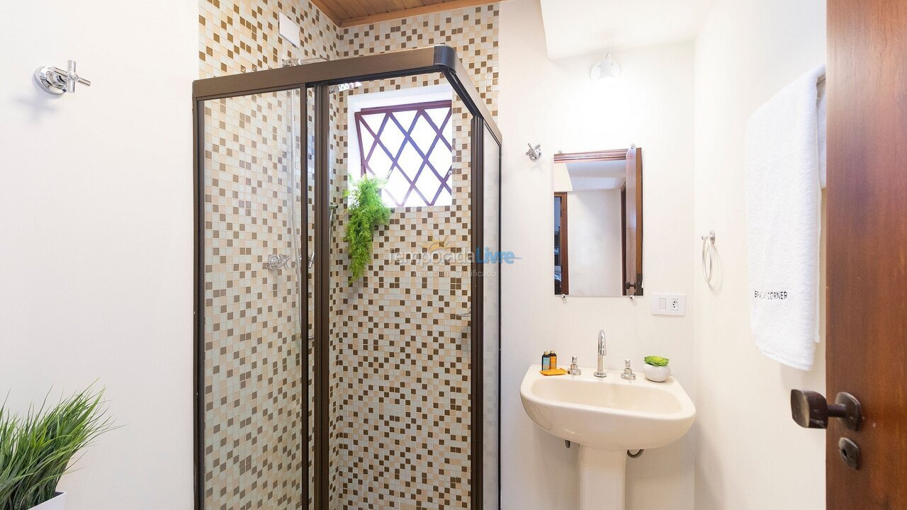 Apartamento para aluguel de temporada em Campos do Jordão (Capivari)