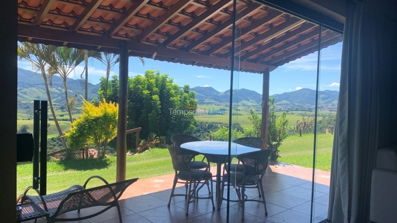 Chácara / sítio para aluguel de temporada em Joanópolis (Condomínio Porto danalis)