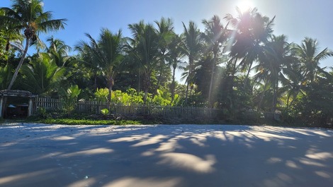 House on the sand for nature lovers..