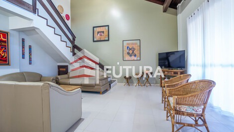 CASA PARA ALUGUEL DE TEMPORADA–PRAIA DO MARISCAL–BOMBINHAS/SC LC123F