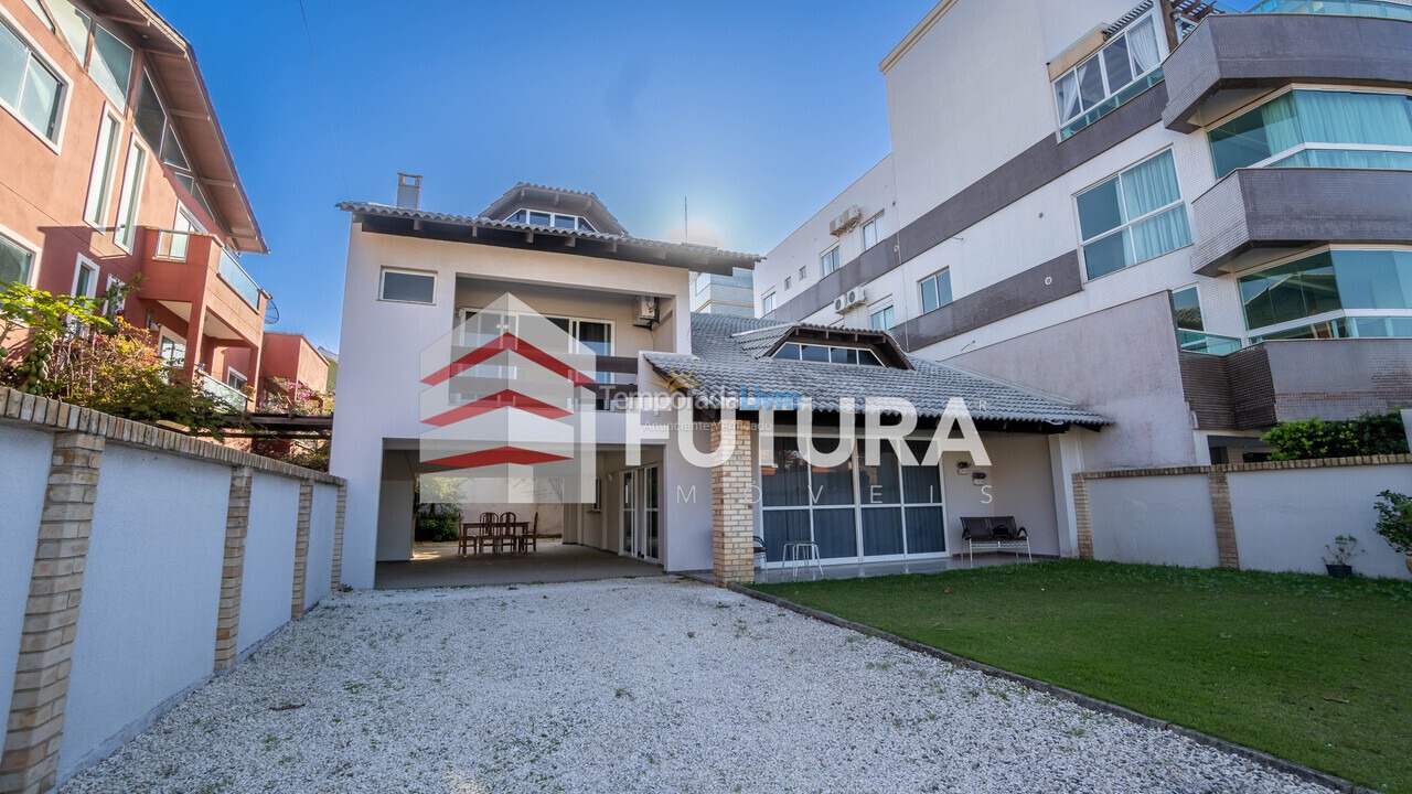 Casa para aluguel de temporada em Bombinhas (Mariscal)
