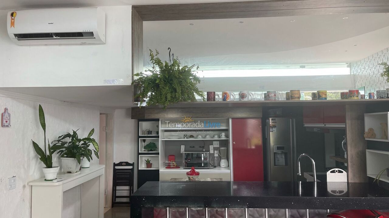 Casa para aluguel de temporada em Cabo Frio (Peró)