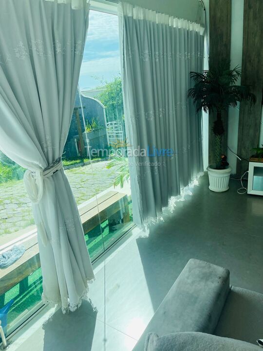 Casa para aluguel de temporada em Cabo Frio (Peró)