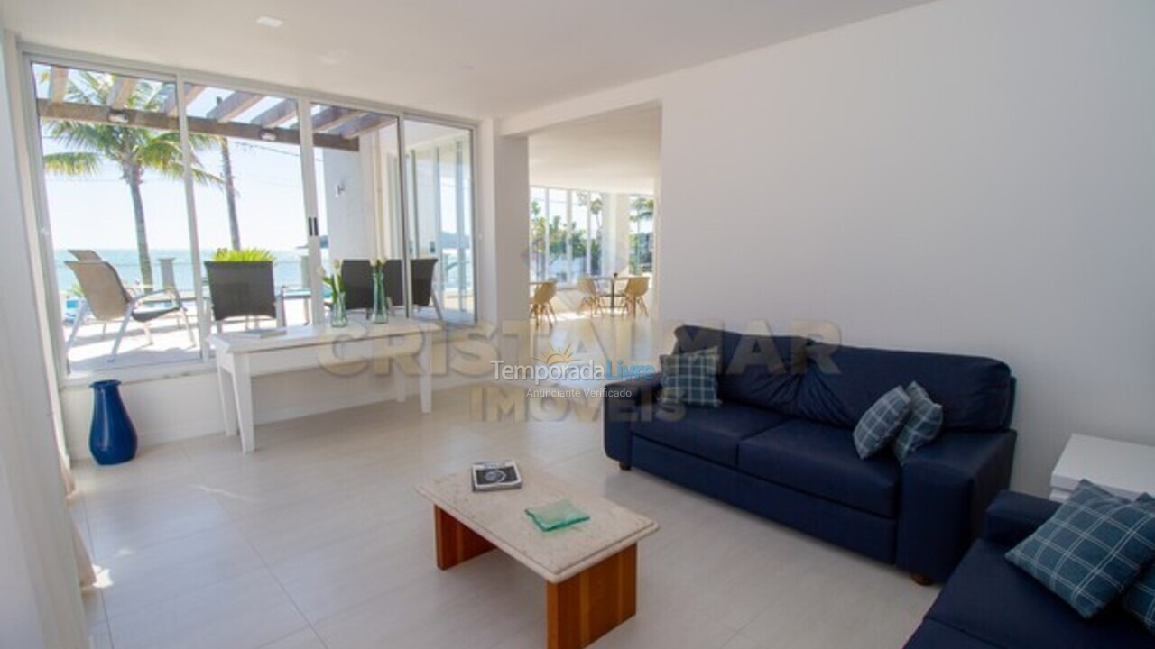 Casa para aluguel de temporada em Bombinhas (Praia de Bombinhas)