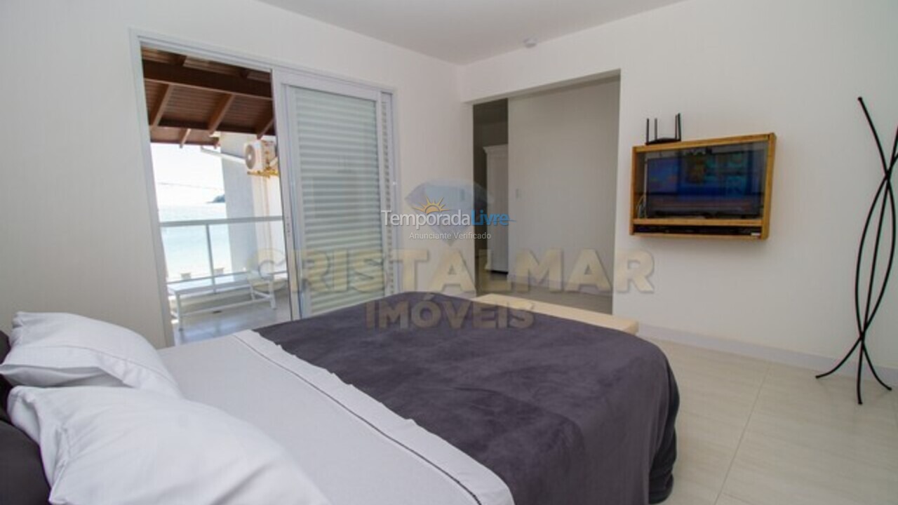 Casa para aluguel de temporada em Bombinhas (Praia de Bombinhas)
