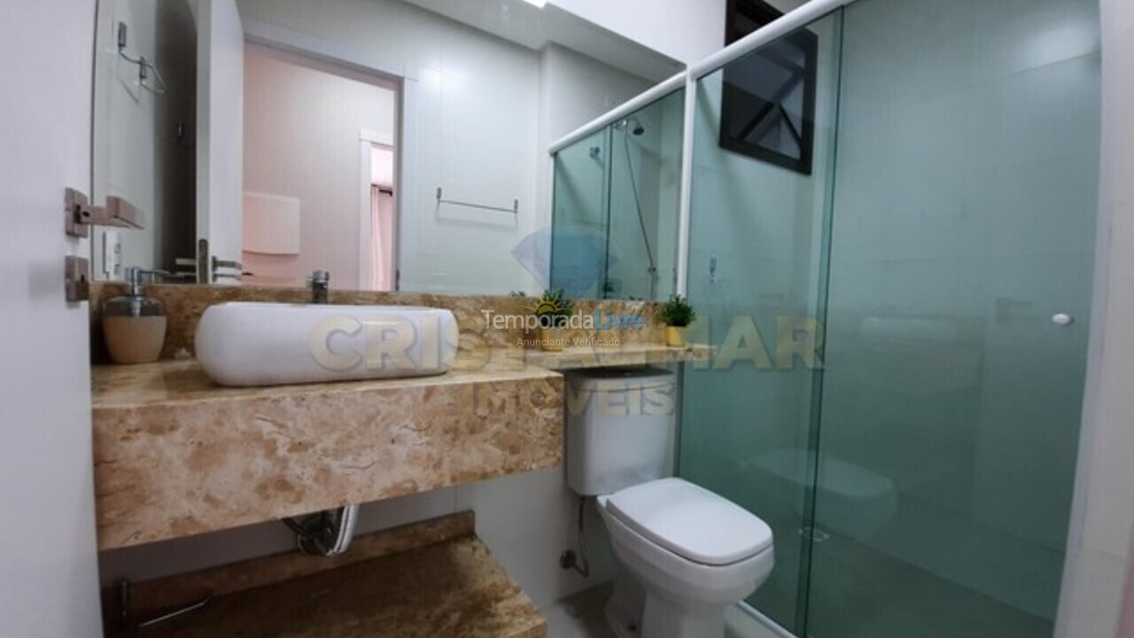 Apartamento para aluguel de temporada em Bombinhas (Praia de Bombas)