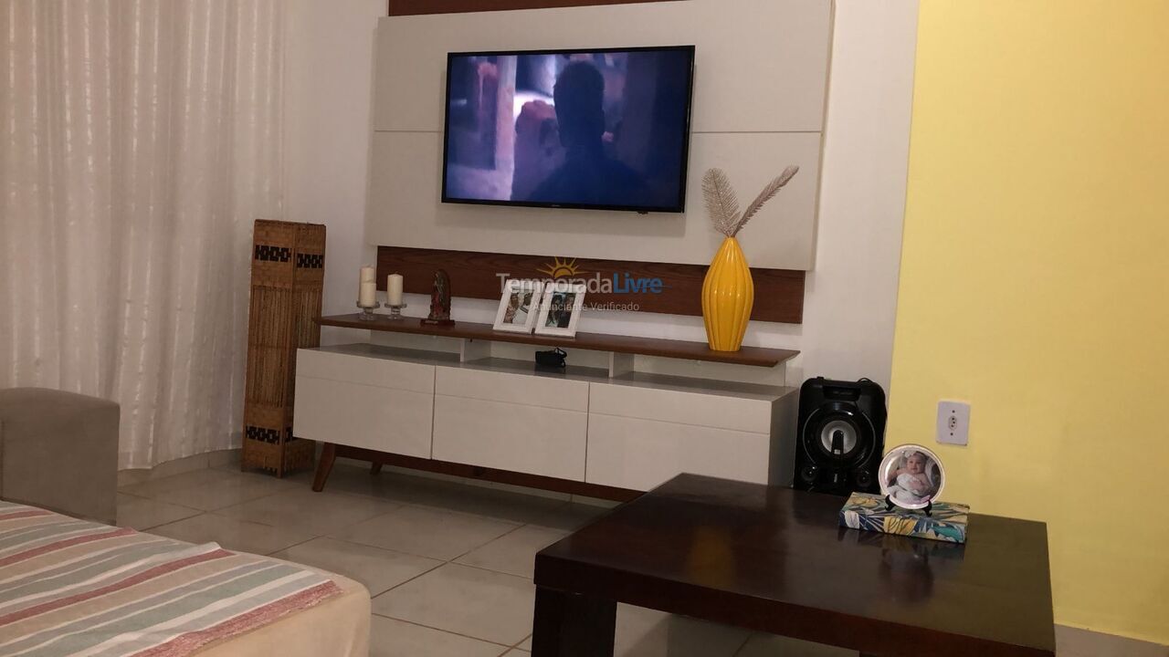 Casa para aluguel de temporada em Ilhéus (Bairro Jardim Atlântico)