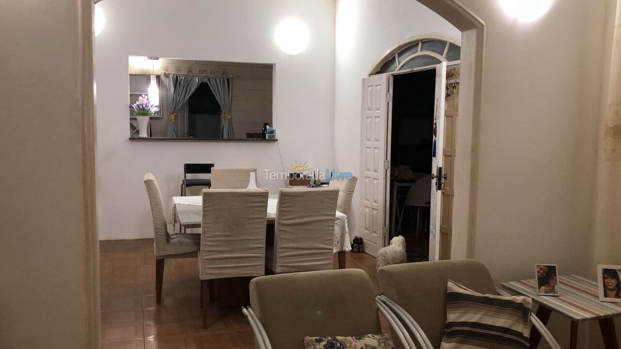 Casa para aluguel de temporada em Ilhéus (Bairro Jardim Atlântico)