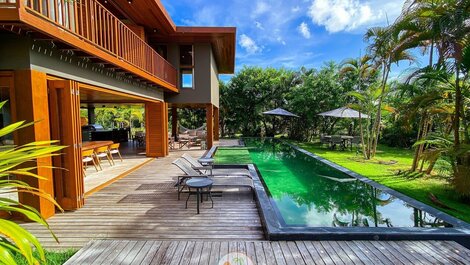 Casa Luxuosa Cond. Frente-Mar - Praia do Forte-BA