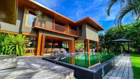 Casa Luxuosa Cond. Frente-Mar - Praia do Forte-BA