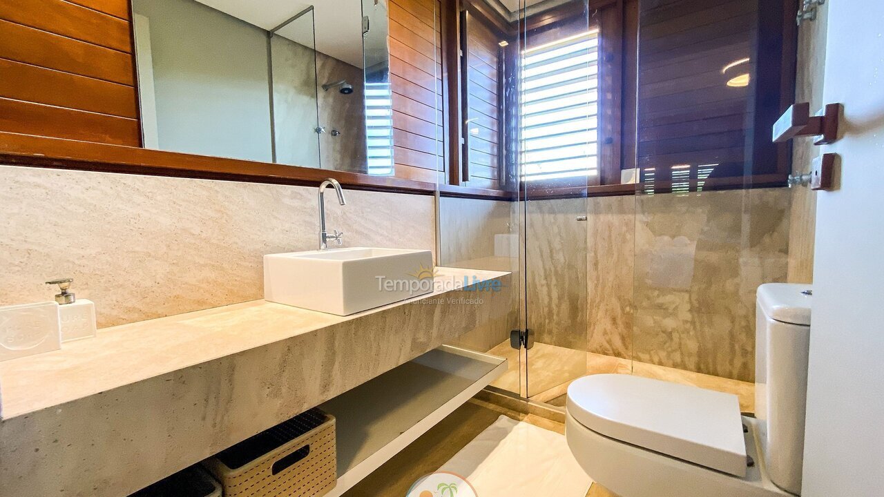 Casa para aluguel de temporada em Mata de São João (Praia do Forte)