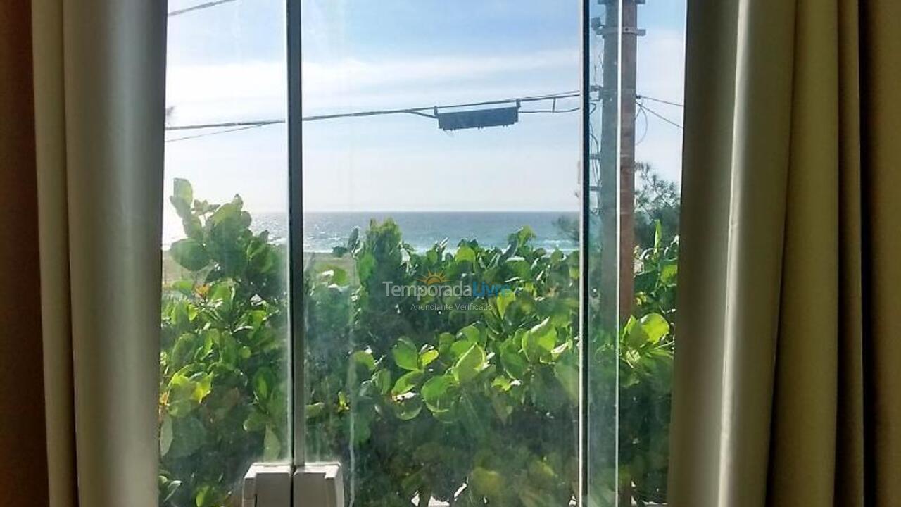 Casa para aluguel de temporada em Cabo Frio (Praia do Foguete)