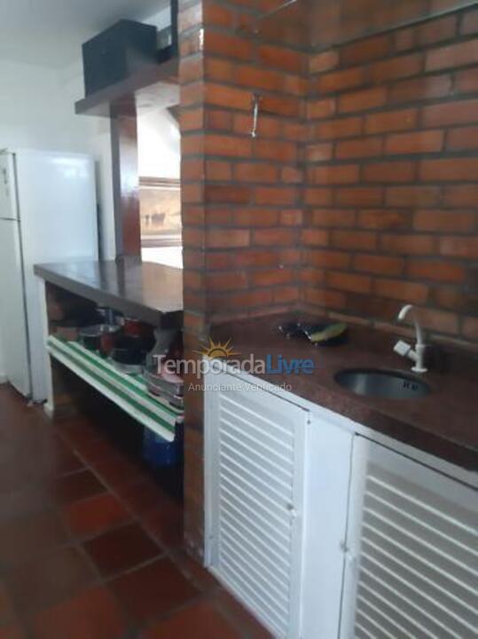 Casa para aluguel de temporada em Cabo Frio (Praia do Foguete)