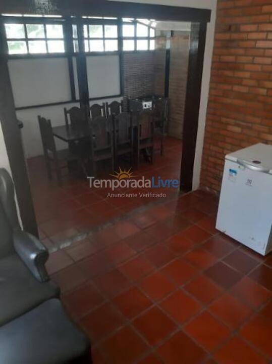 Casa para aluguel de temporada em Cabo Frio (Praia do Foguete)