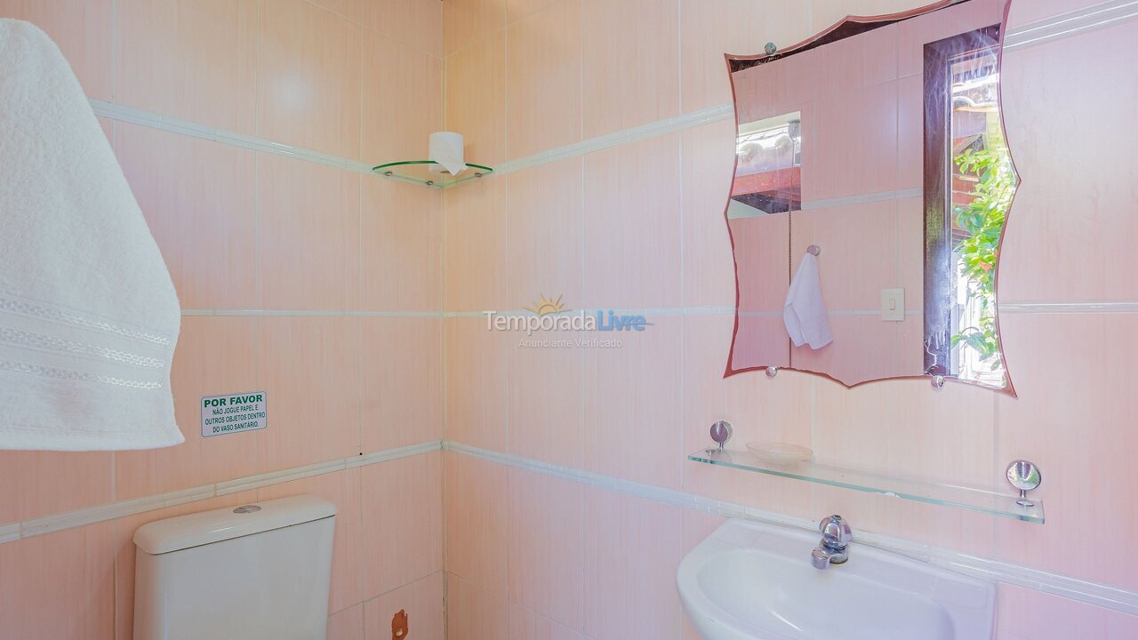 Casa para aluguel de temporada em Camaçari (Praia de Guarajuba)