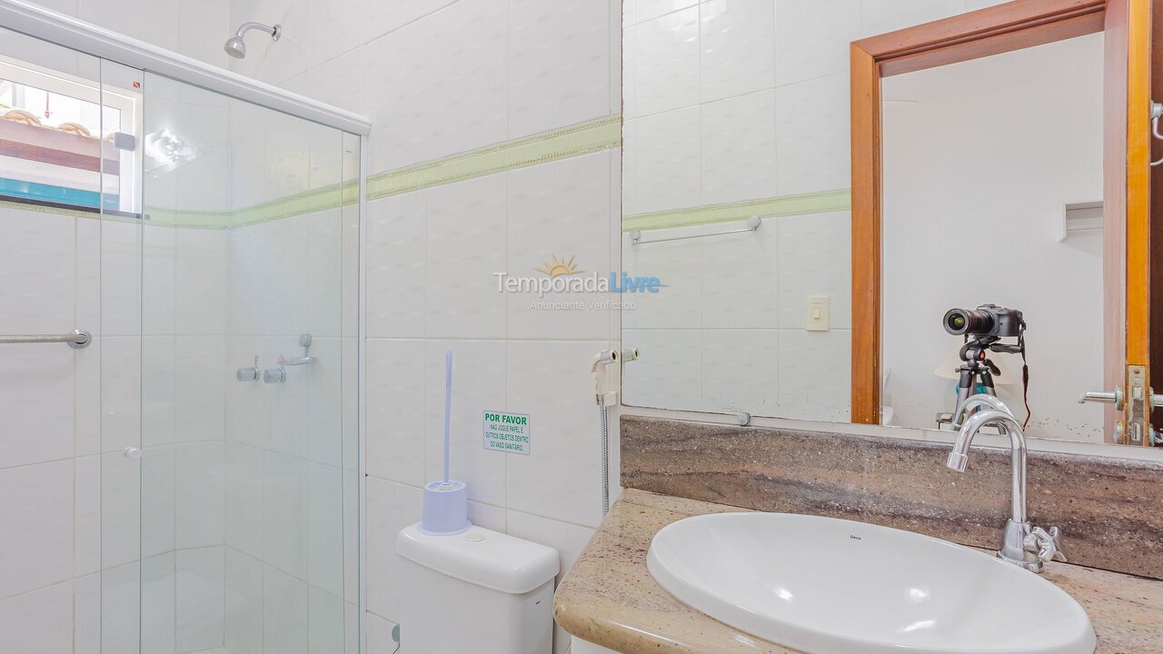 Casa para aluguel de temporada em Camaçari (Praia de Guarajuba)