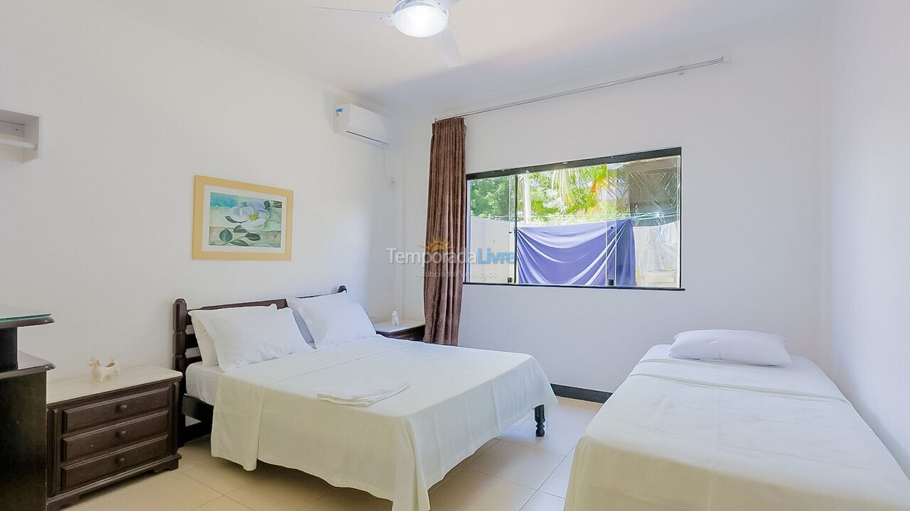 Casa para aluguel de temporada em Camaçari (Praia de Guarajuba)