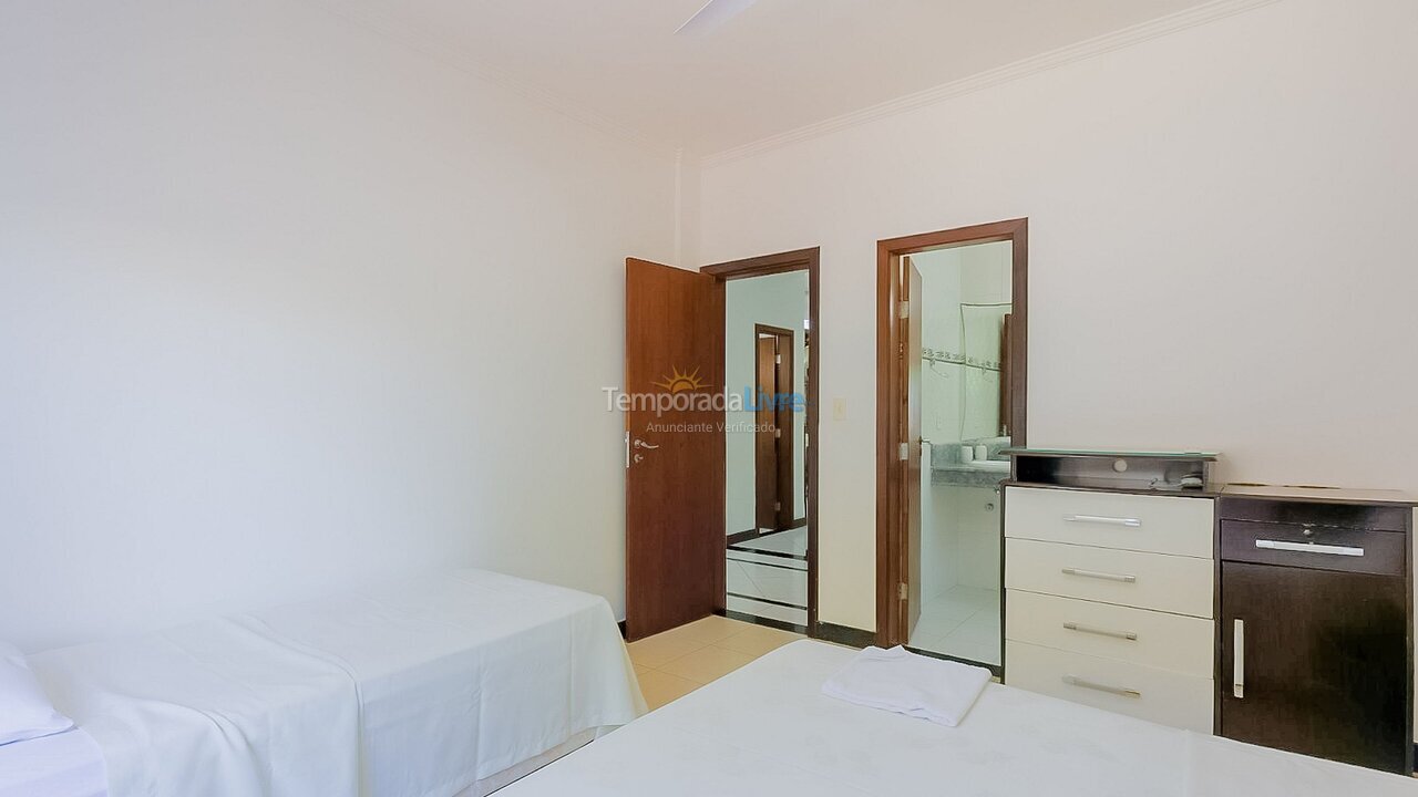 Casa para aluguel de temporada em Camaçari (Praia de Guarajuba)