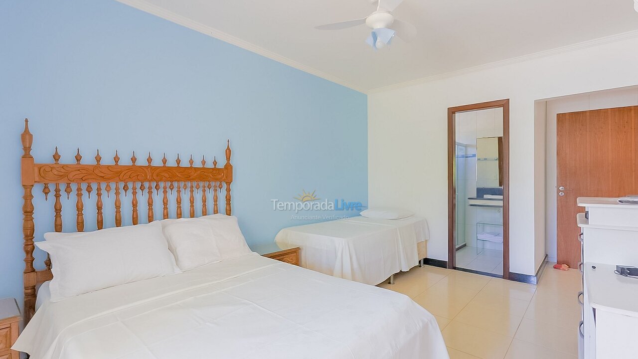 Casa para aluguel de temporada em Camaçari (Praia de Guarajuba)