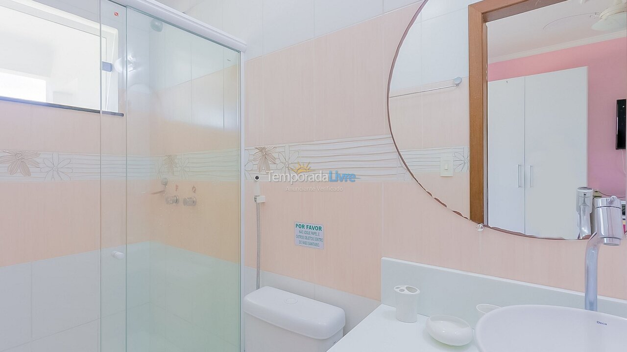 Casa para aluguel de temporada em Camaçari (Praia de Guarajuba)